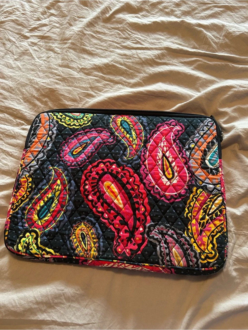 Vera Bradley Black Multicolor Paisley Quilted laptop Sleeve